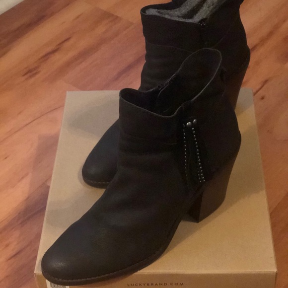 Lucky Brand Bootie size 10 - Picture 3 of 3